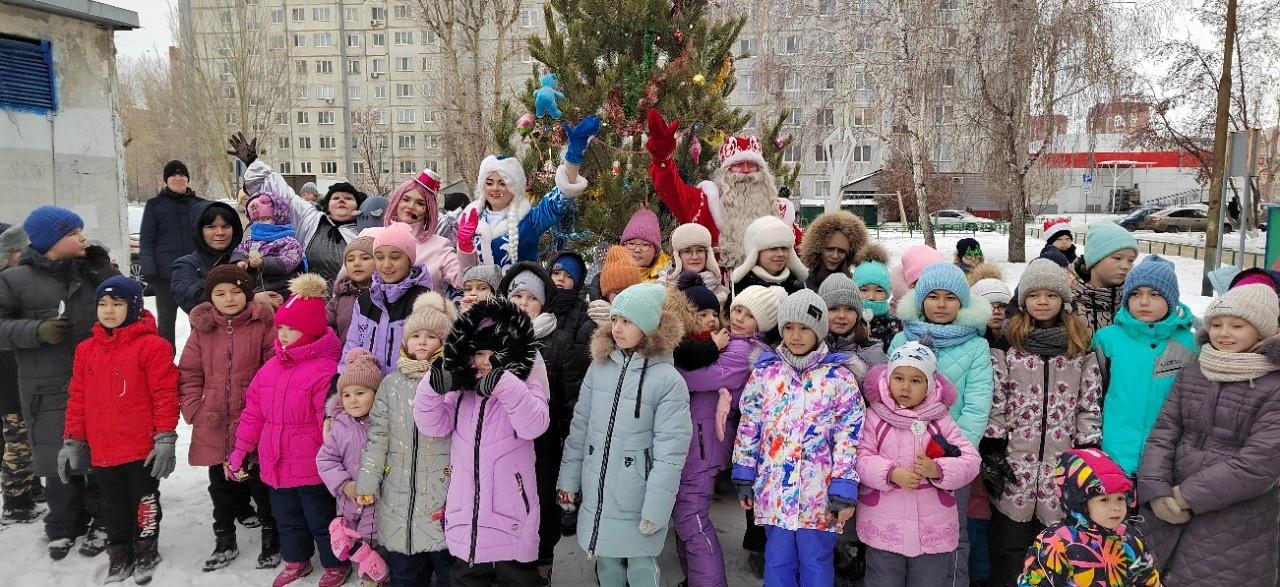 Театрализованное представление «Что нам Новый год расскажет?»