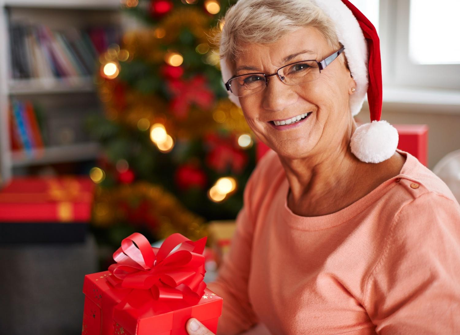 Праздничая программа «Чудеса на Новый год»