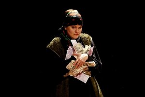 Спектакль «33 счастья»