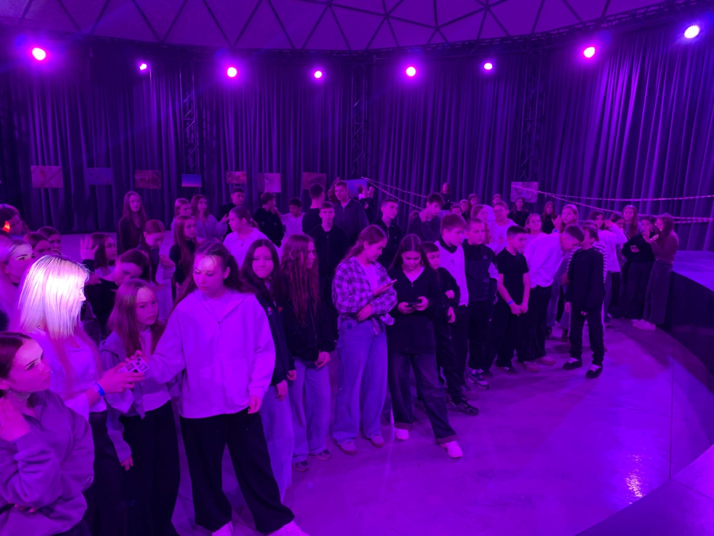 Танцевальный вечер молодежи