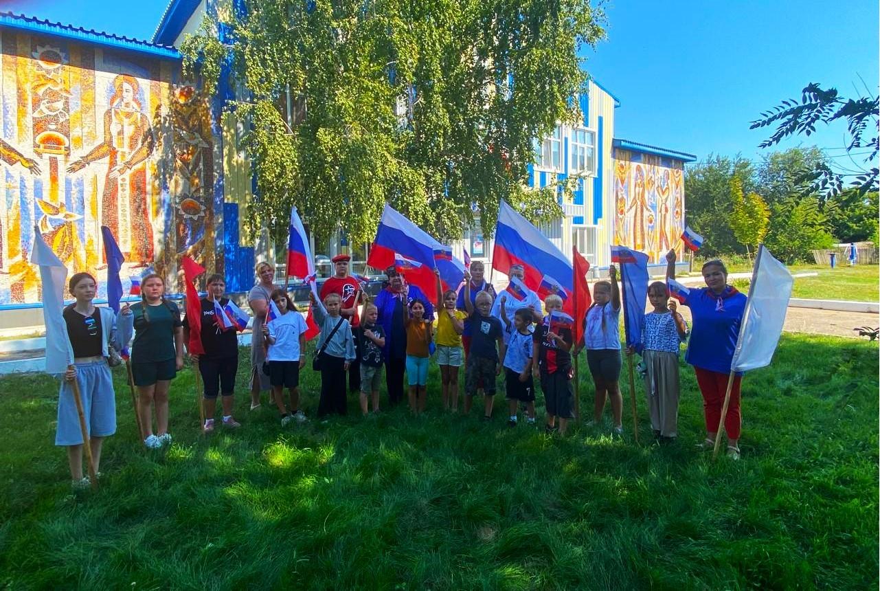 Концертная программа «Люблю тебя, моя Россия!»