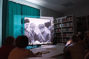 Литературный час «Фронт ждал его стихов»