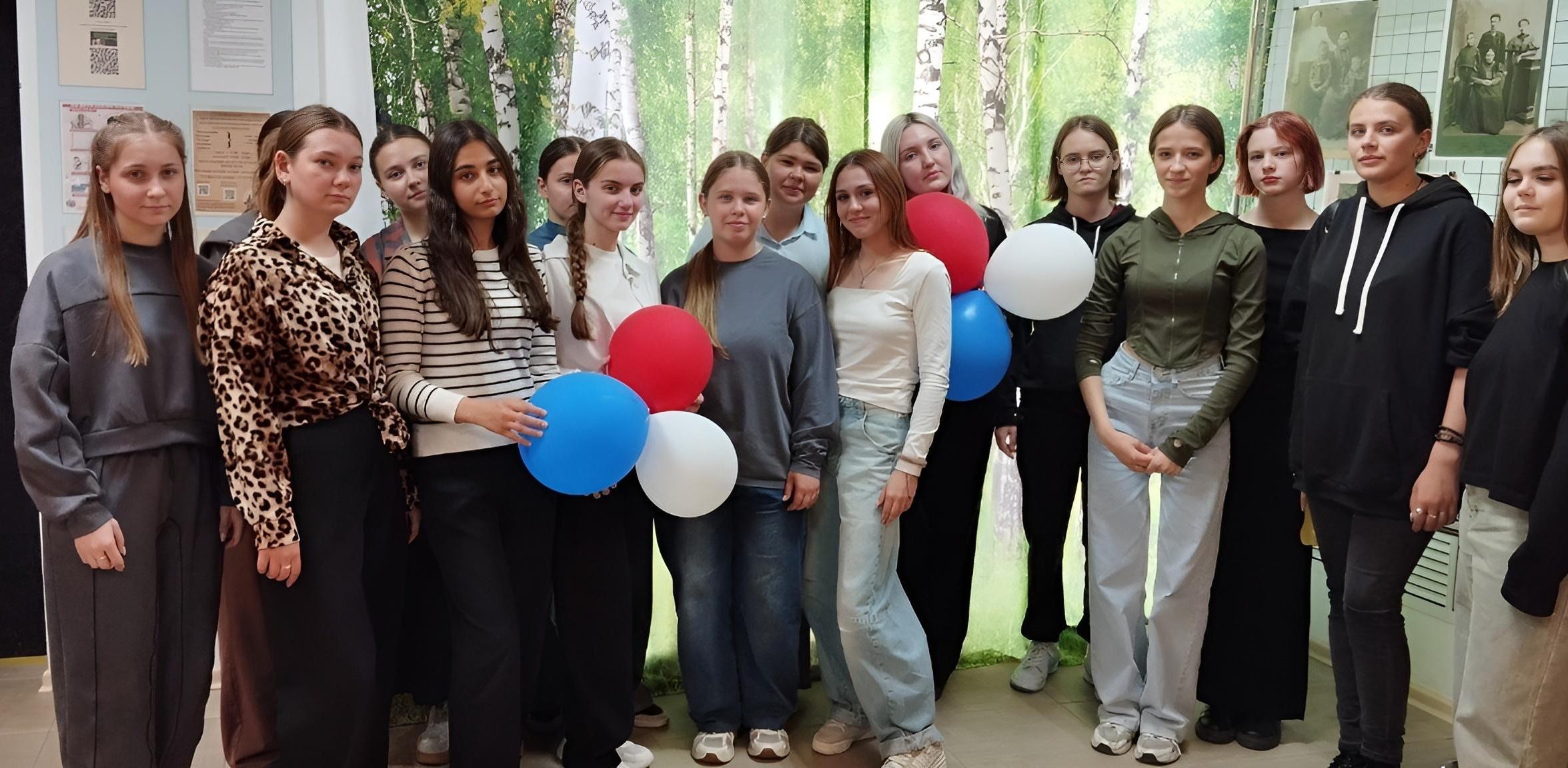 Познавательно-игровая программа «Ларец народных традиций»