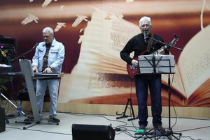 Музыкальная гостиная «Вне времени»