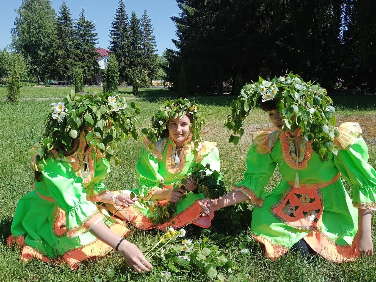 Программа «Святая Троица»