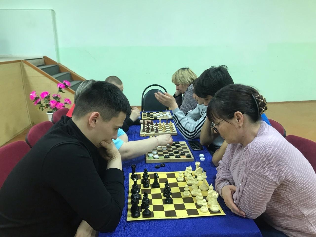 Интеллектуальная игра «Шашечная доска»