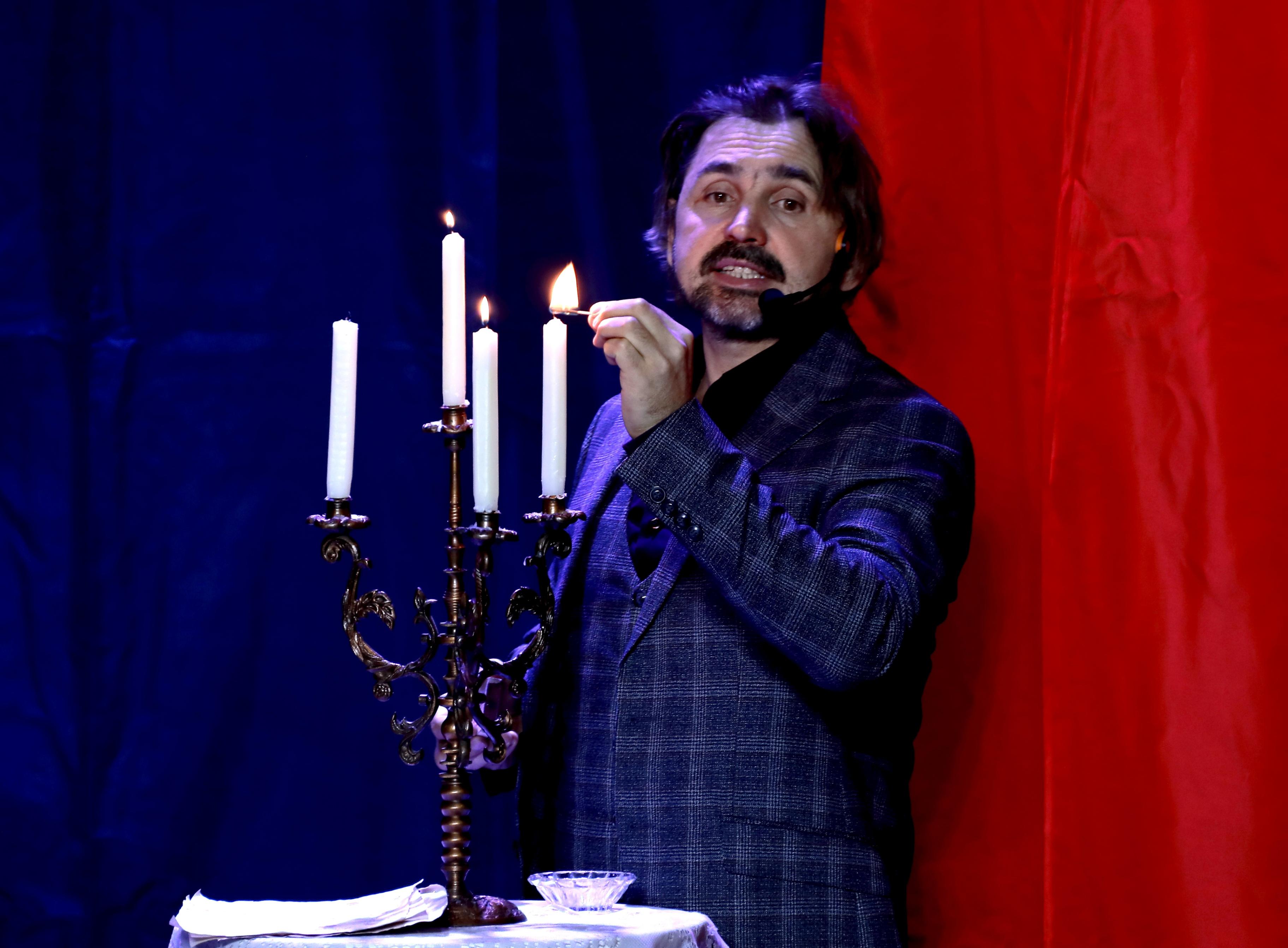 Спектакль «Прыжок провинциала, или Монолог о Есенине»