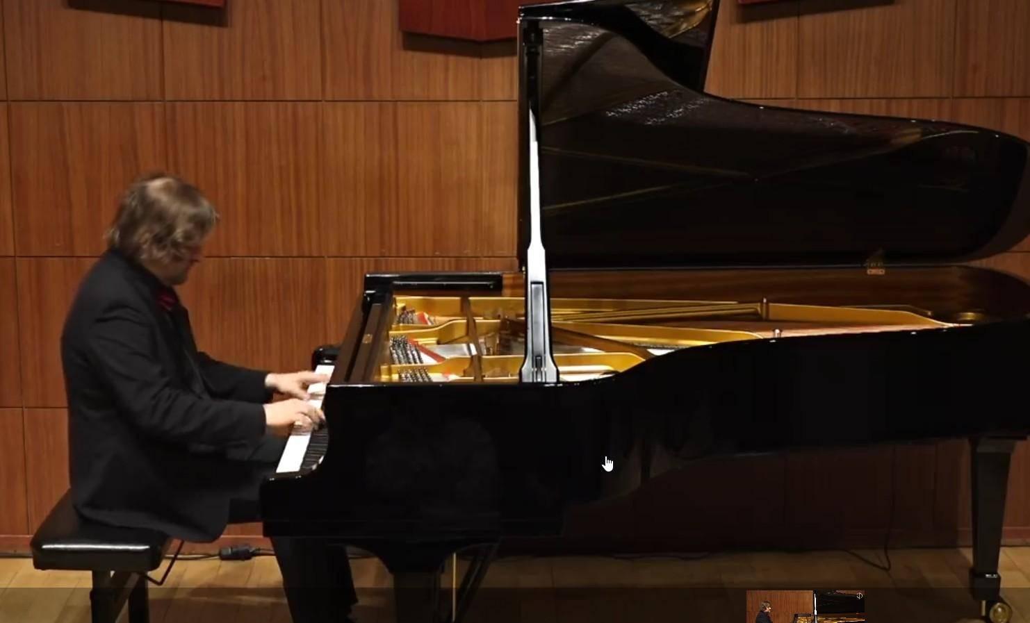 Играет и рассказывает Пётр Лаул. Благородные и сентиментальные вальсы