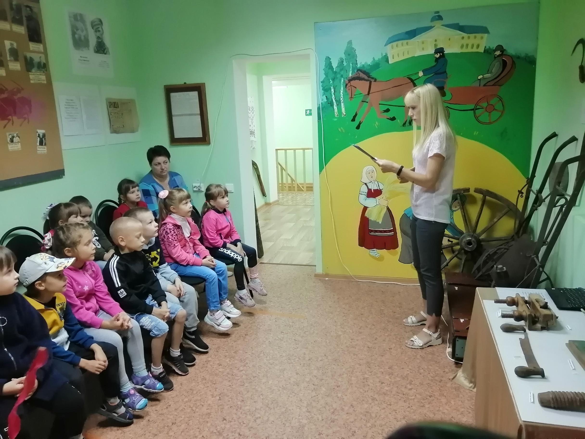 Тематическое занятие «Волшебный мир древесины»