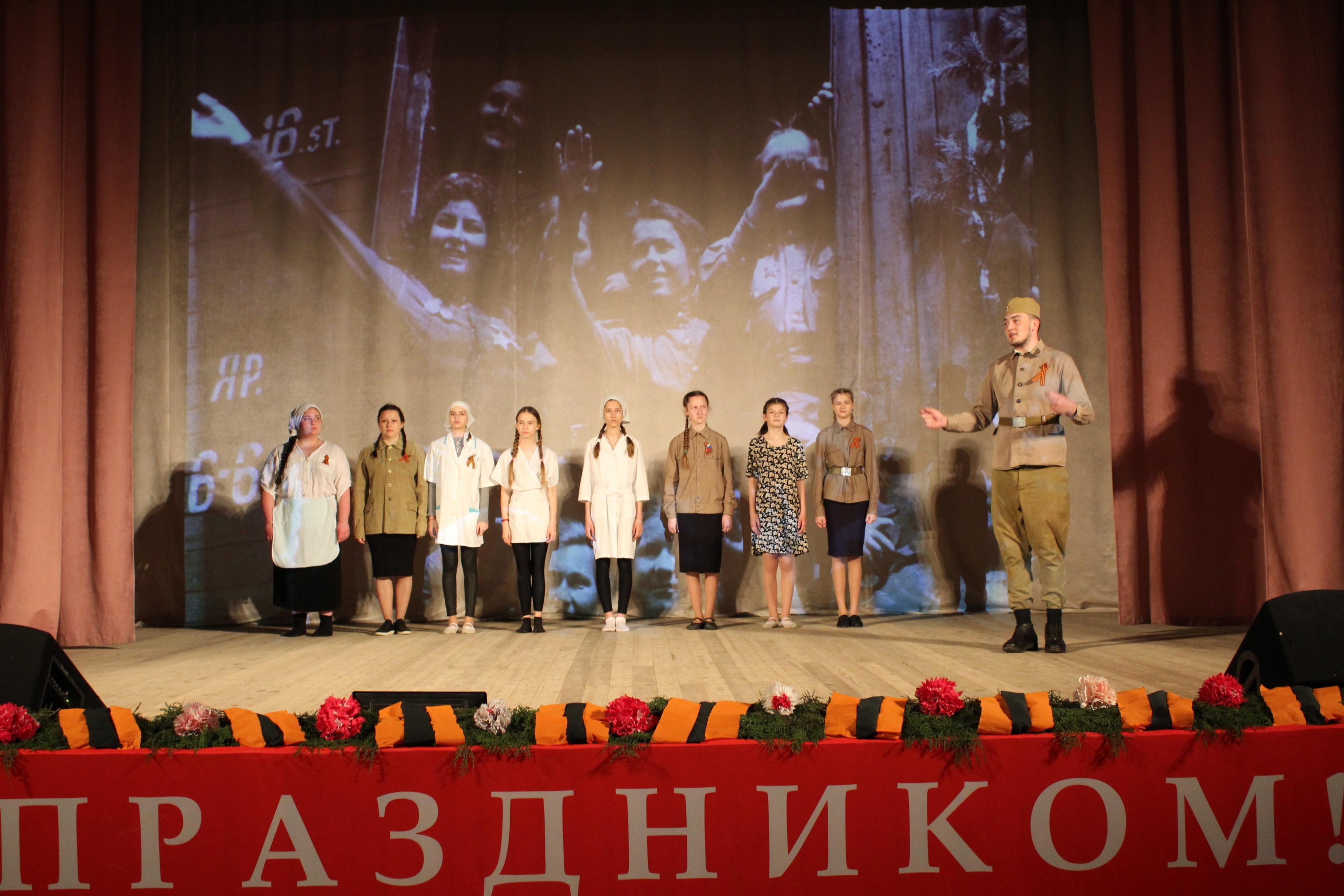 Праздничная театрализованная программа «Весна Победы»