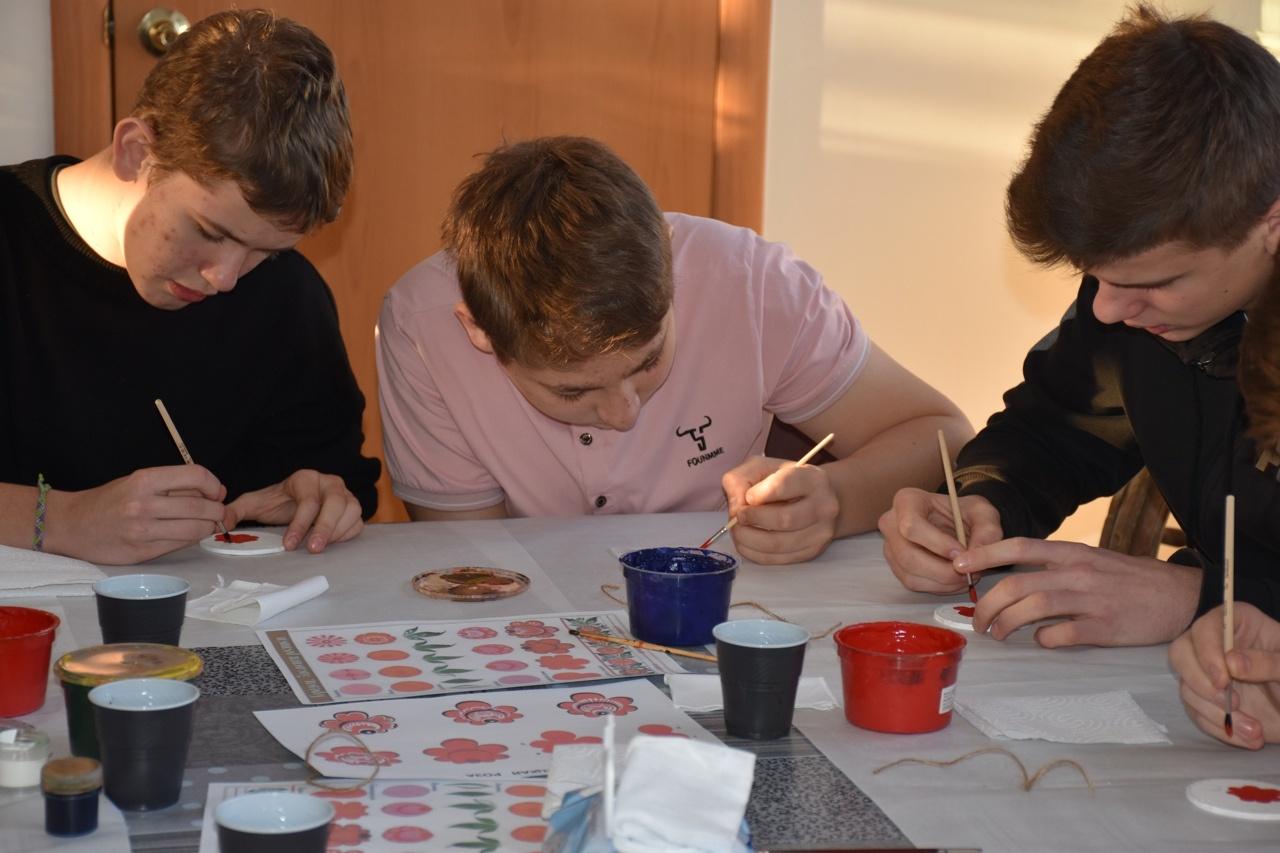 Творческая лаборатория «Городецкая росписи птицы»