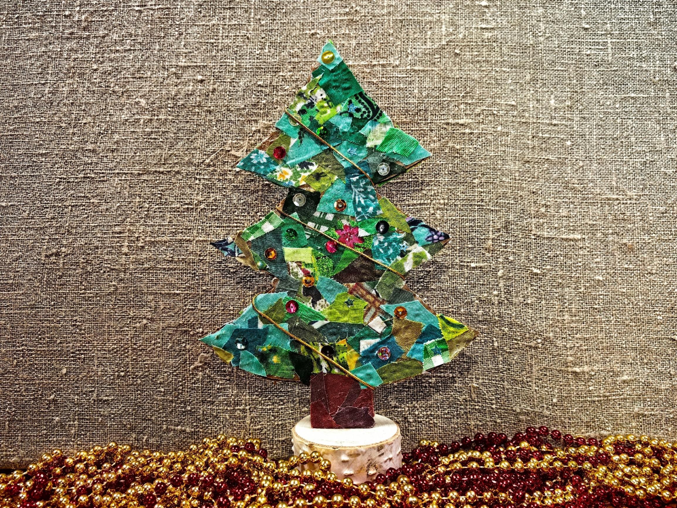 Новогодние подарки. Весёлые лоскутики.