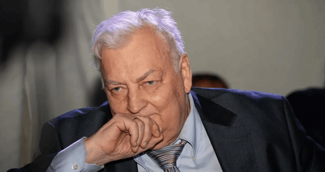 Взгляд за кулисы«Его величество актер»