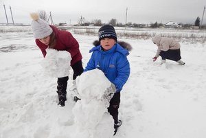 Встреча на свежем воздухе «Зимние забавы»