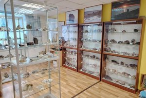 Экспозиция «Аметисты Терского берега»