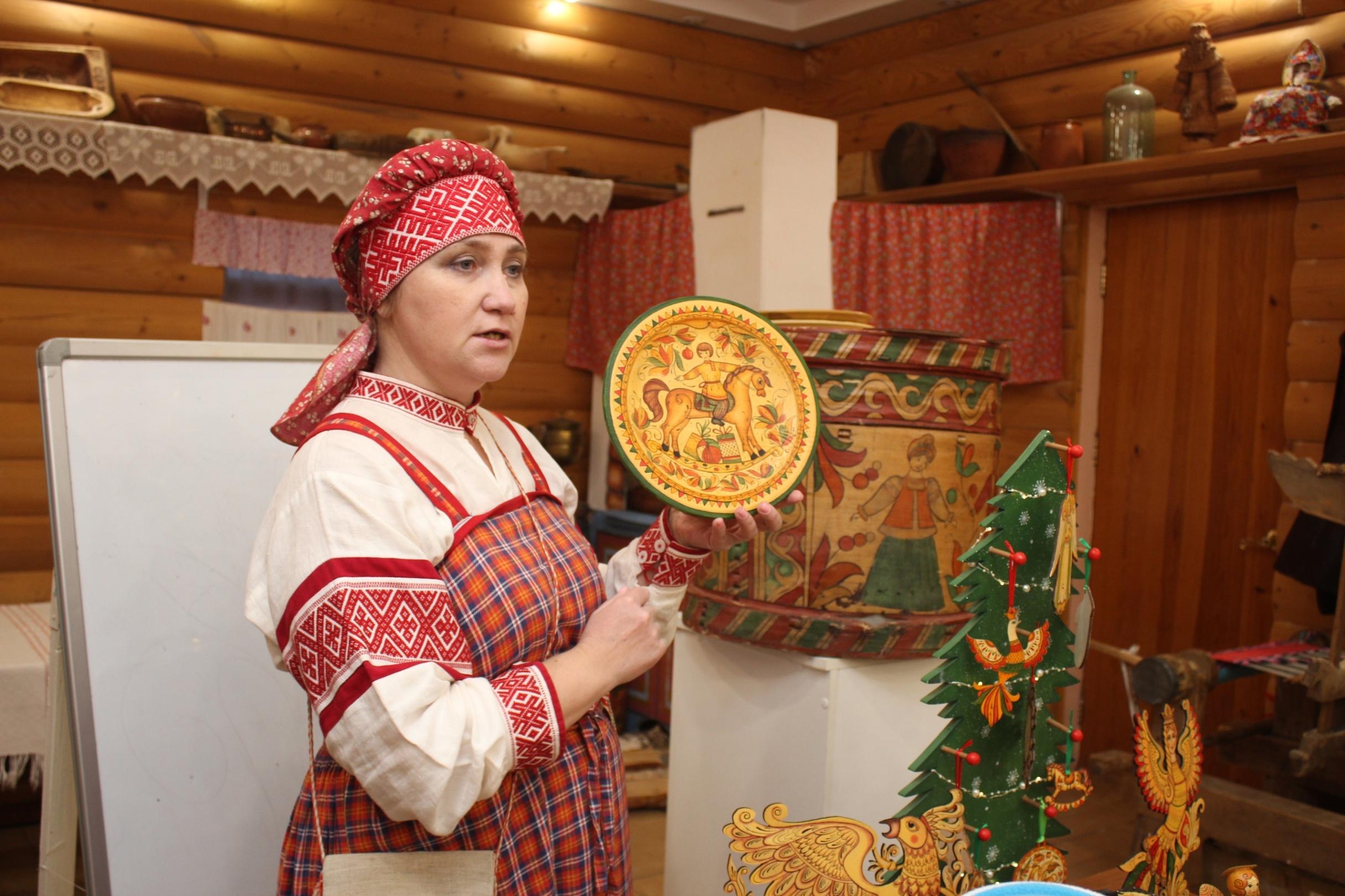 Программа «Мастер-класс по великоустюгской росписи»