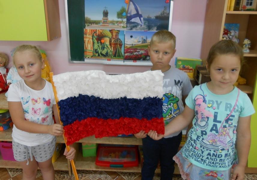 Познавательный час «С малой родины начинается Россия!»