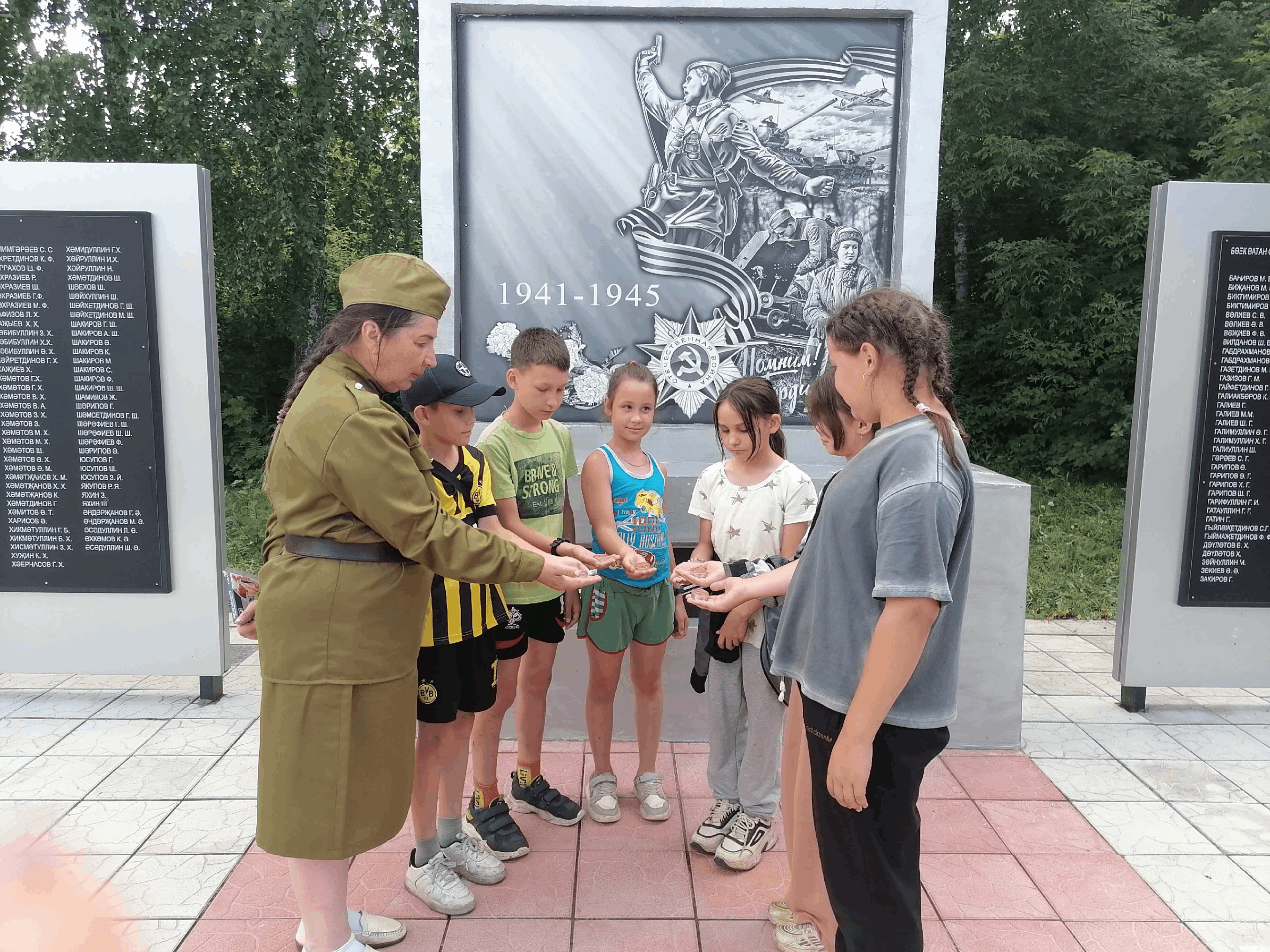 Хәтер көне – Бөек Ватан сугышы башланган көн.Тематик әңгәмә «Янып торган еллар истәлеге…»
