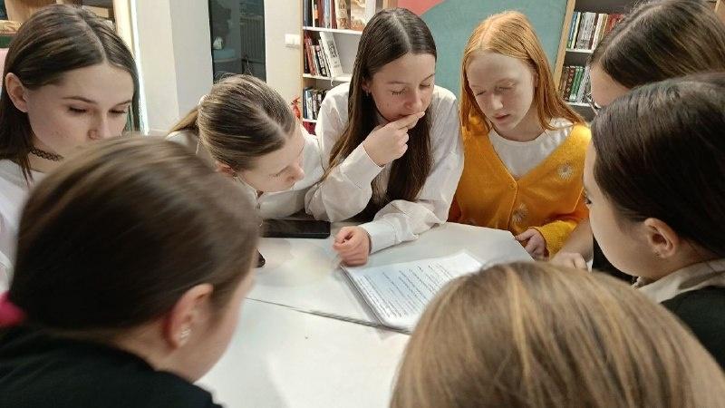 «Если ты читать не будешь, скоро грамоту забудешь»–интеллектуальная игра