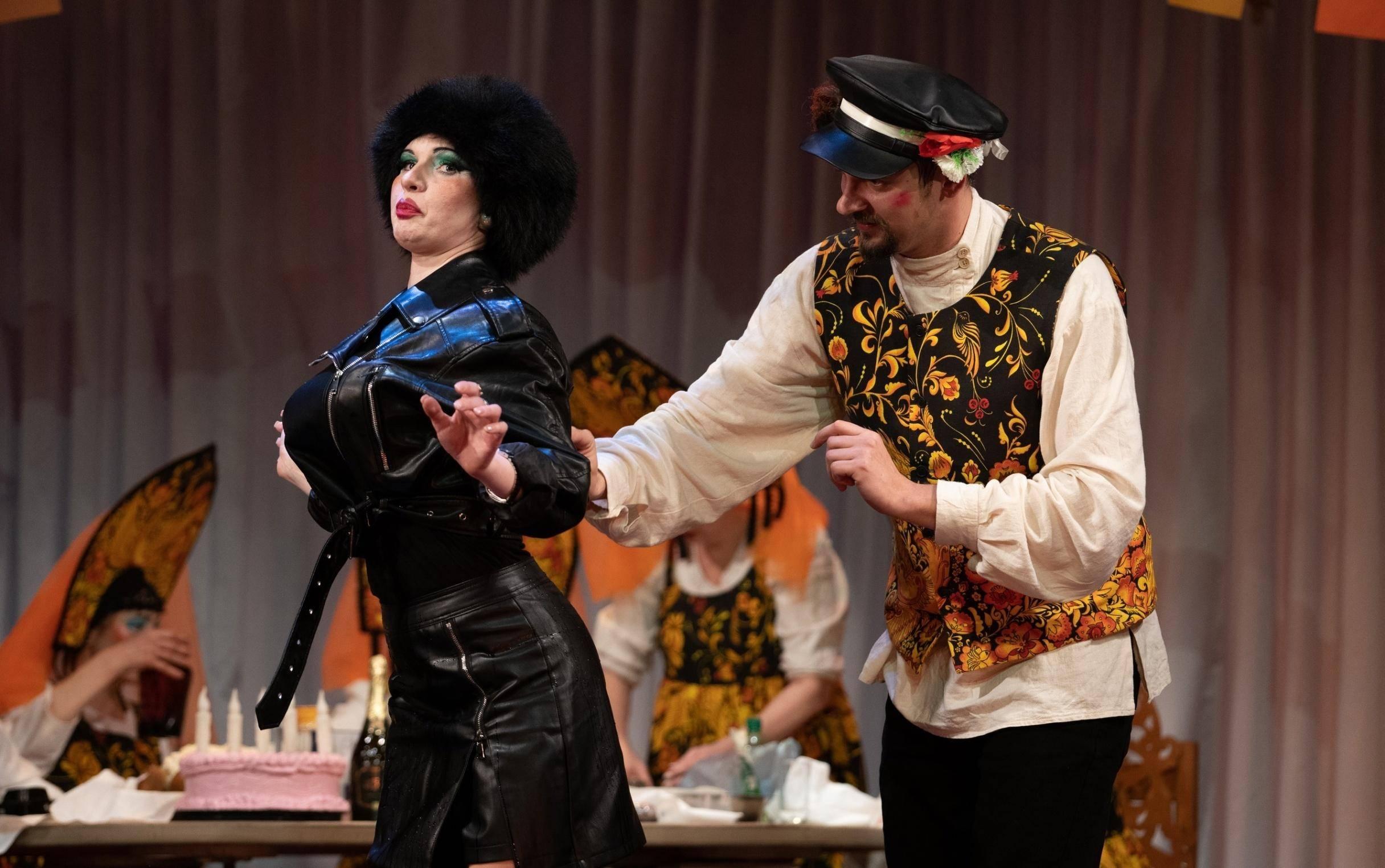 Спектакль «Баба Шанель»