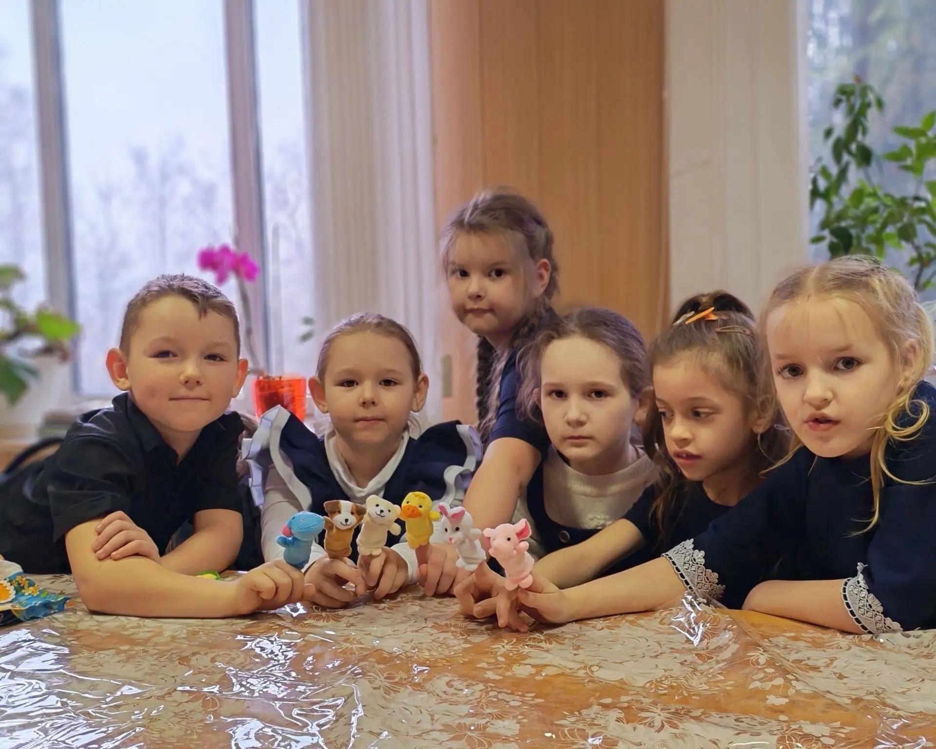 Разучивание игры «Угадай кто я»