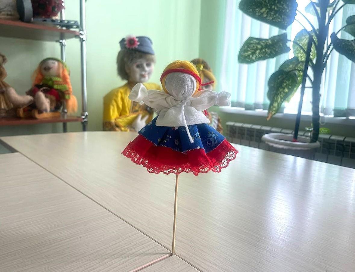 Мастер-класс «Кукла Колокольчик»