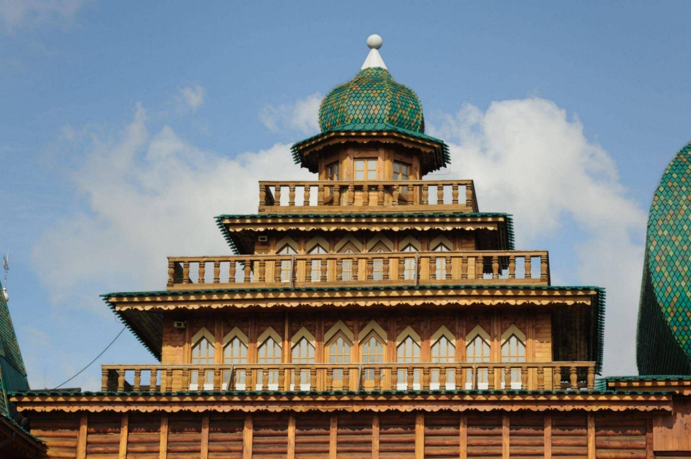 Экскурсия «Крыши, парящие над землей»