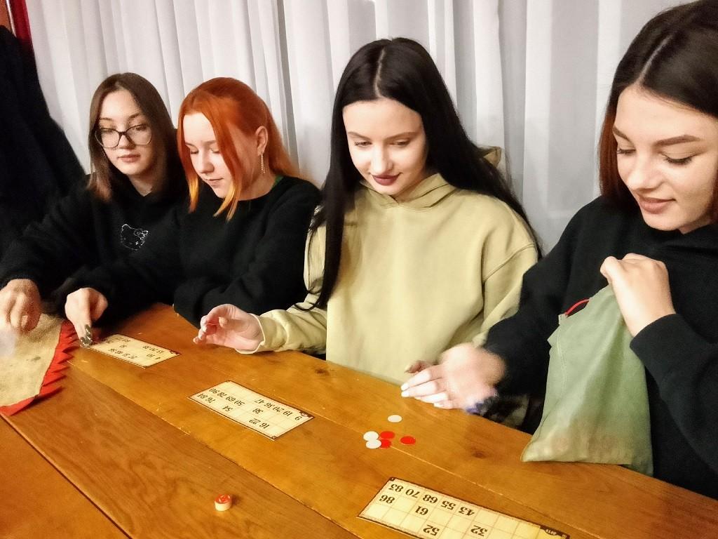 Игровая программа «Бочонки»