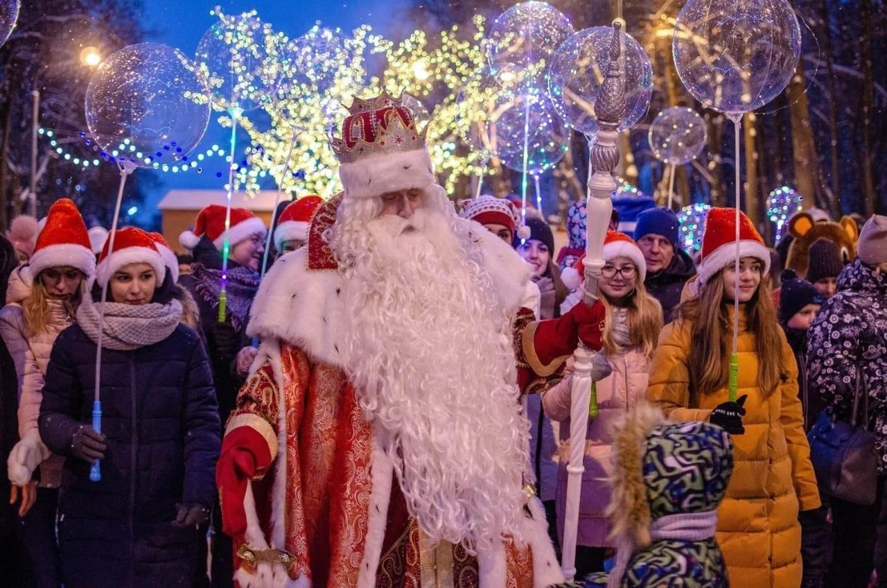 Театрализованное представление «Под бой курантов»