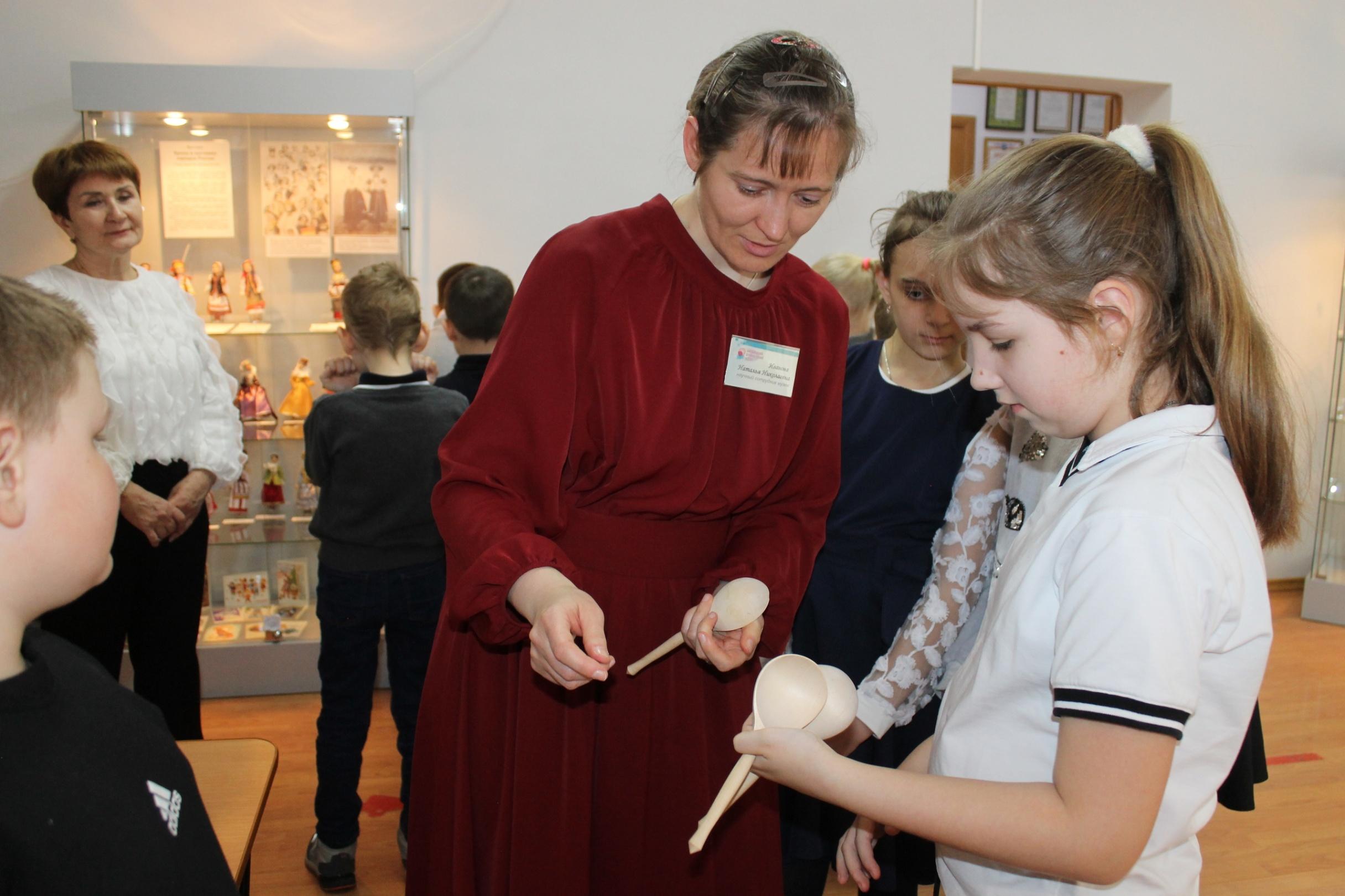 Музейный урок «Весною день год кормит»