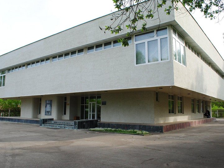 Основная экспозиция Музея стекла и хрусталя г. Никольска