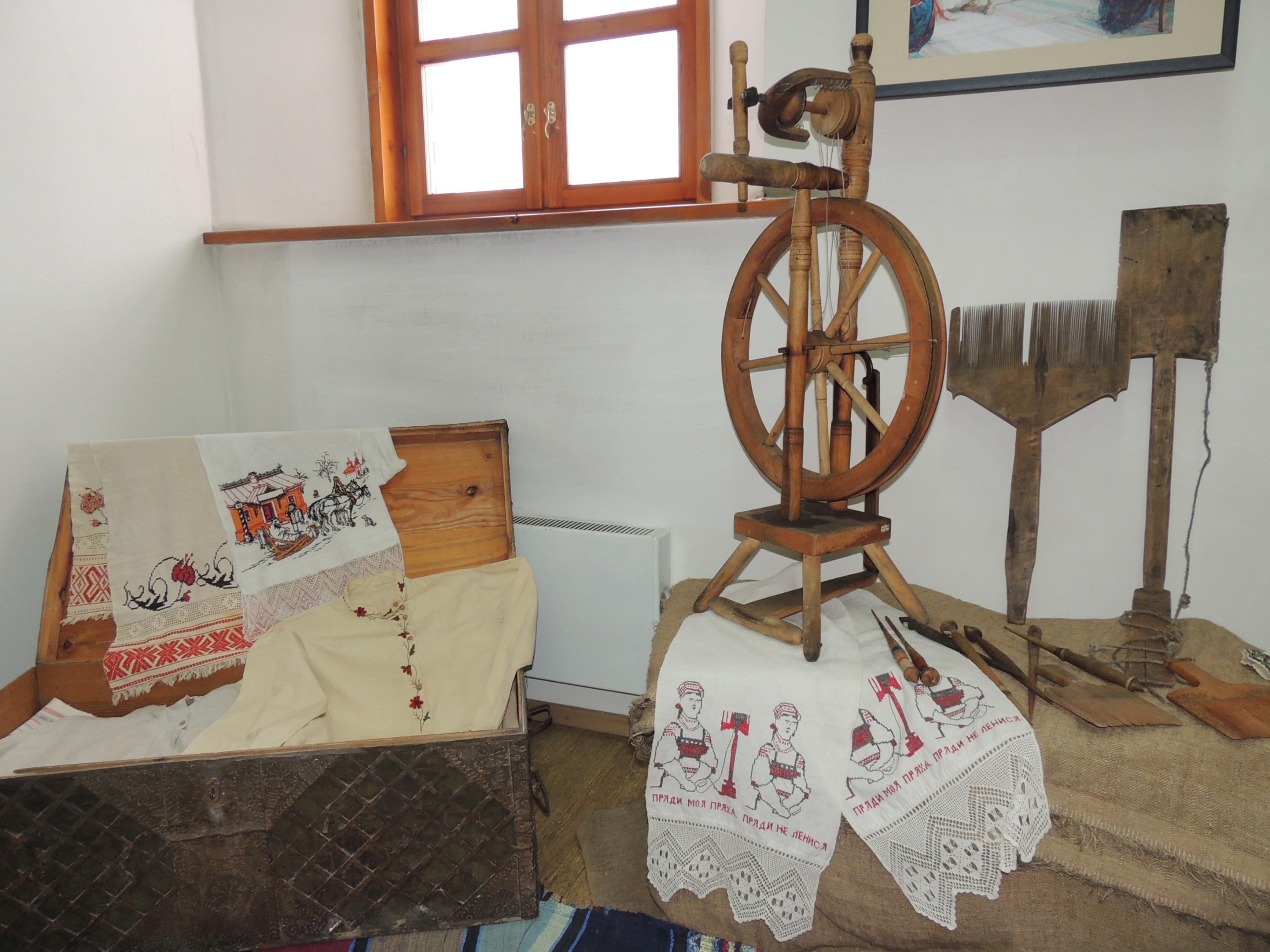 Лекция «Русская изба: от печки до лавочки»