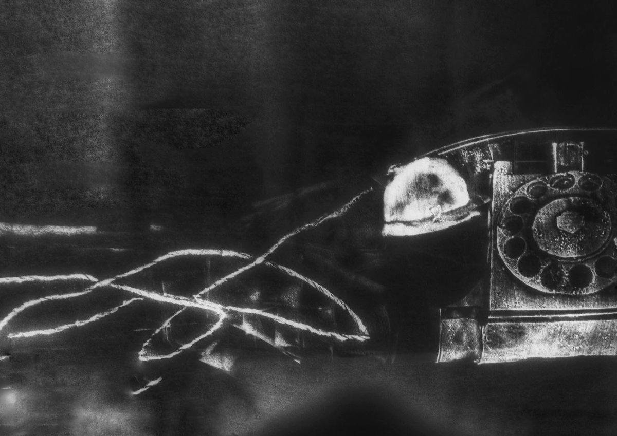 Спектакль «Позовите Нину»