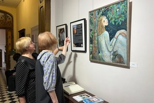 «Среди планет» персональная выставка картин Людмилы Бальцер