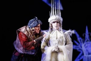 Спектакль «Снегурочка в гостях у Бабы-яги»