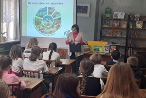 Оздоровительный урок «Со здоровьем не шути, его с детства береги»