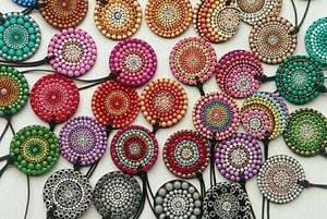 Мастер-класс «Точечная роспись кулона»