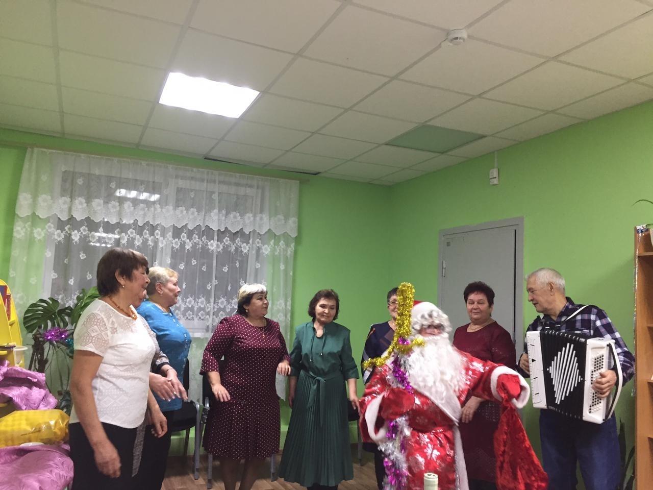 Предновогодние посиделки «Навстречу чудесам»