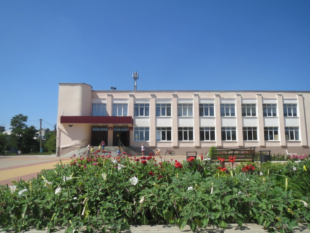 Никольском белгород. Село Никольское Белгородская область. Село Никольское ДК. Школа село Никольское Белгородский район. Белгород село Никольское.