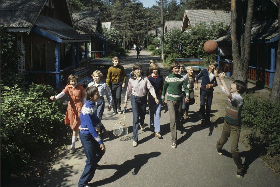 Игровая программа «Во что играли во дворах?»