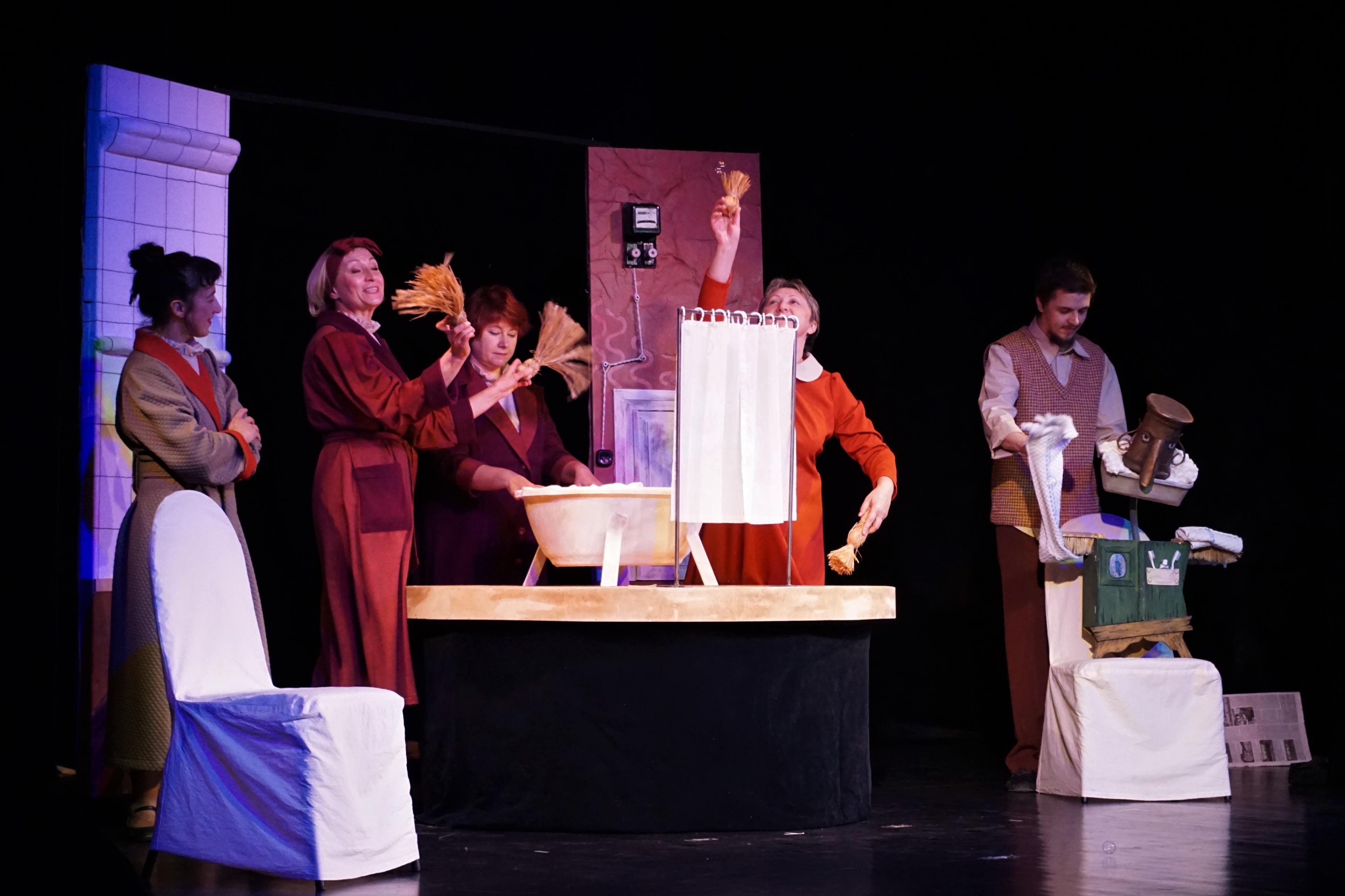 Новогоднее представление «Мойдодыр»