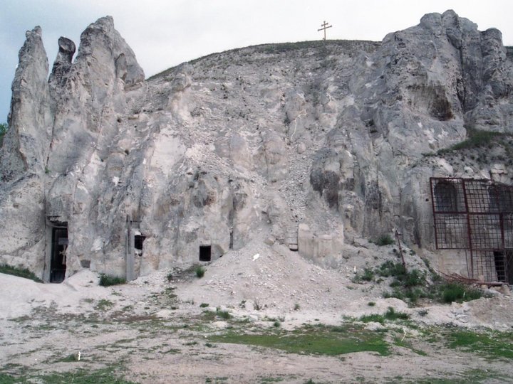Виртуальная выставка «Пещерный комплекс в Малых Дивах на фотографиях»