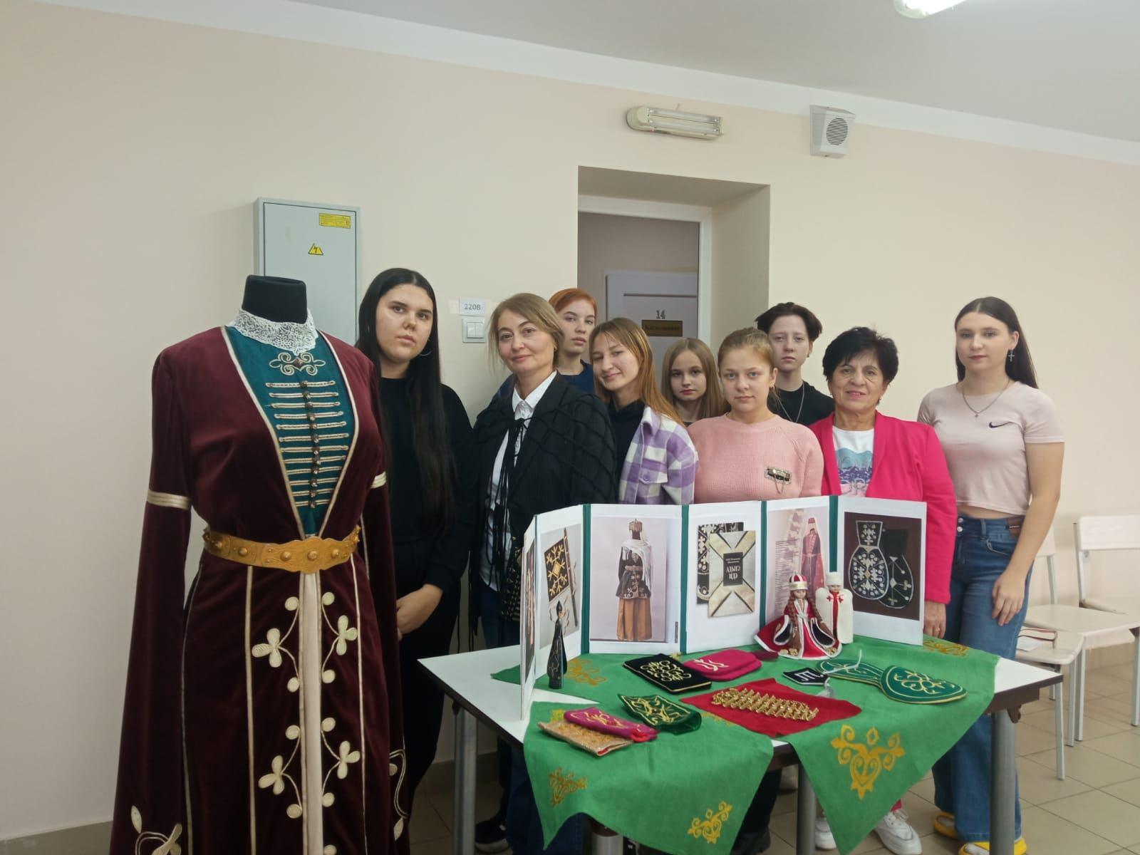 Урок народного творчества «На языке веков (нравы, обычаи и традиции адыгского народа)»