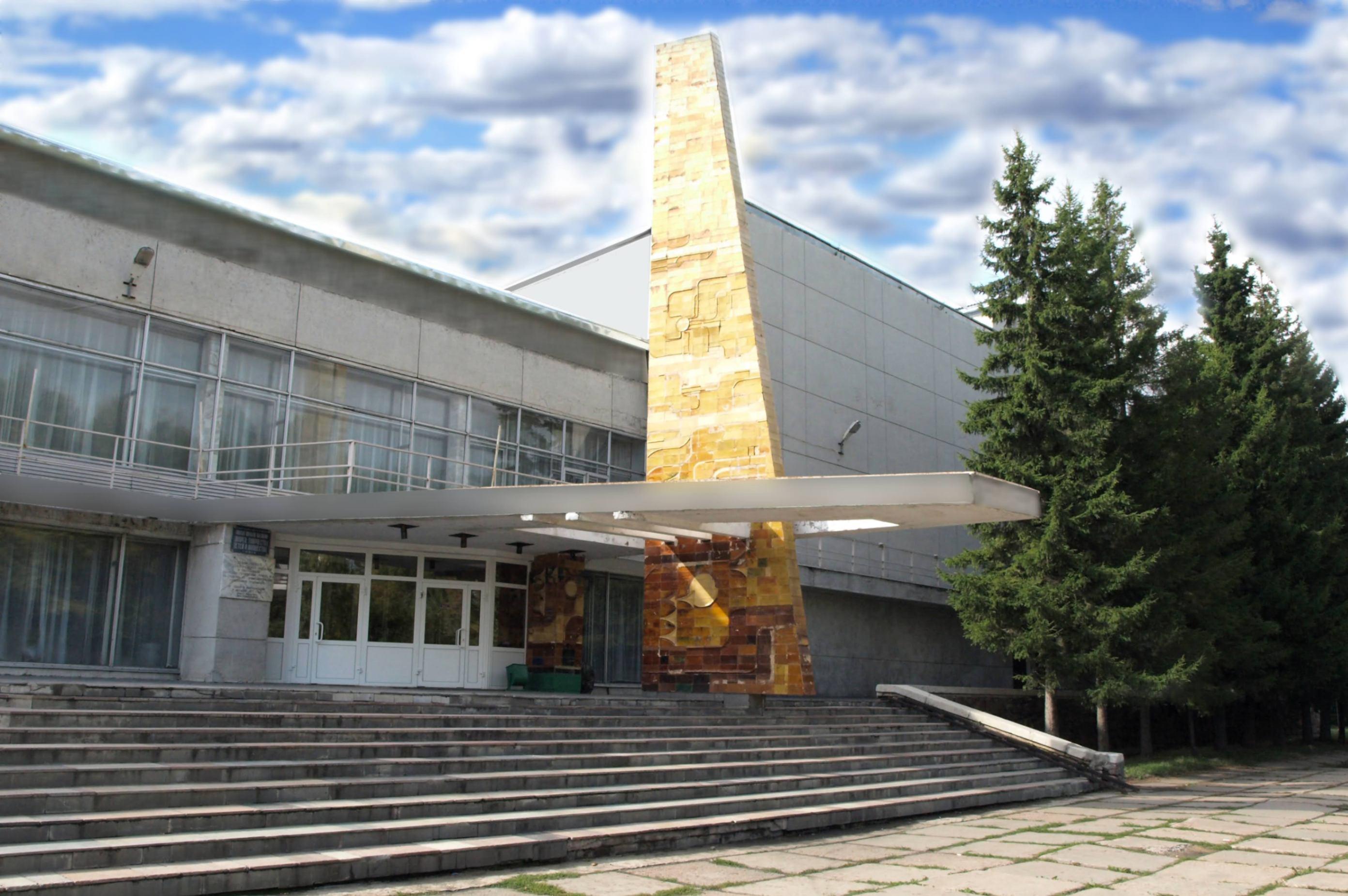 Дворец творчества. Дворец пионеров Омск. Городской дворец Омск. Дом пионеров Омск красный путь. Городской дворец детского творчества, Омск.