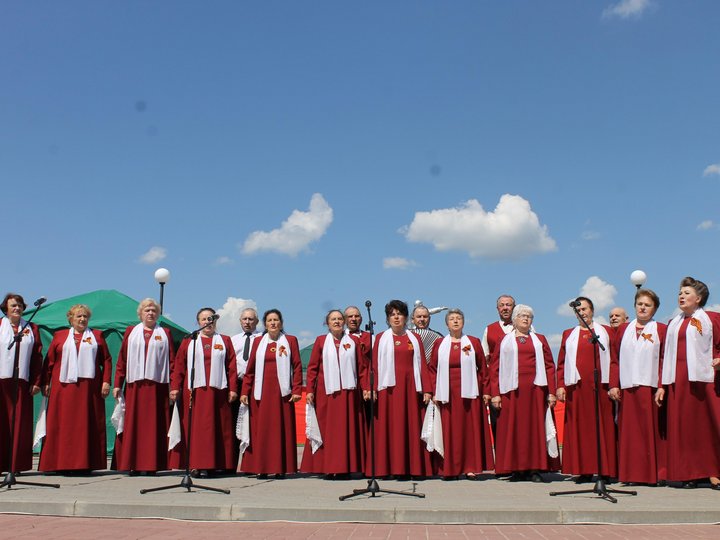 Юбилейный концерт народного хора ветеранов «Хохольские зори».