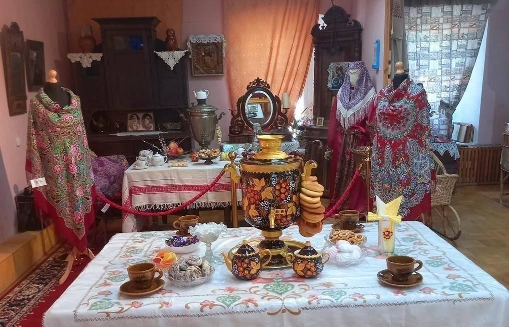 Программа «В купеческом доме на Воскресенской площади»