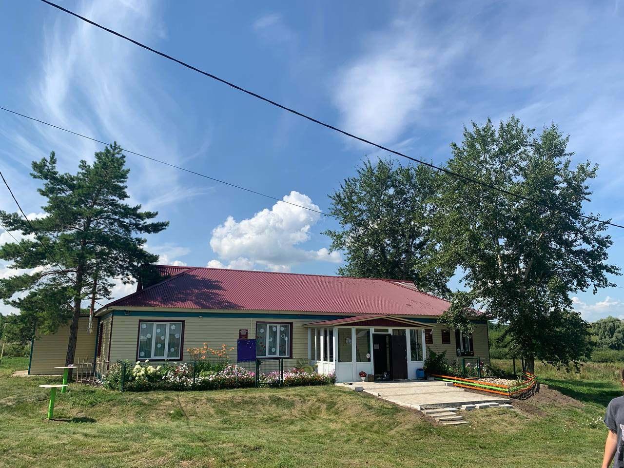 Ишимовский сельский клуб