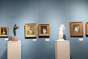 Выставка «Он и она»