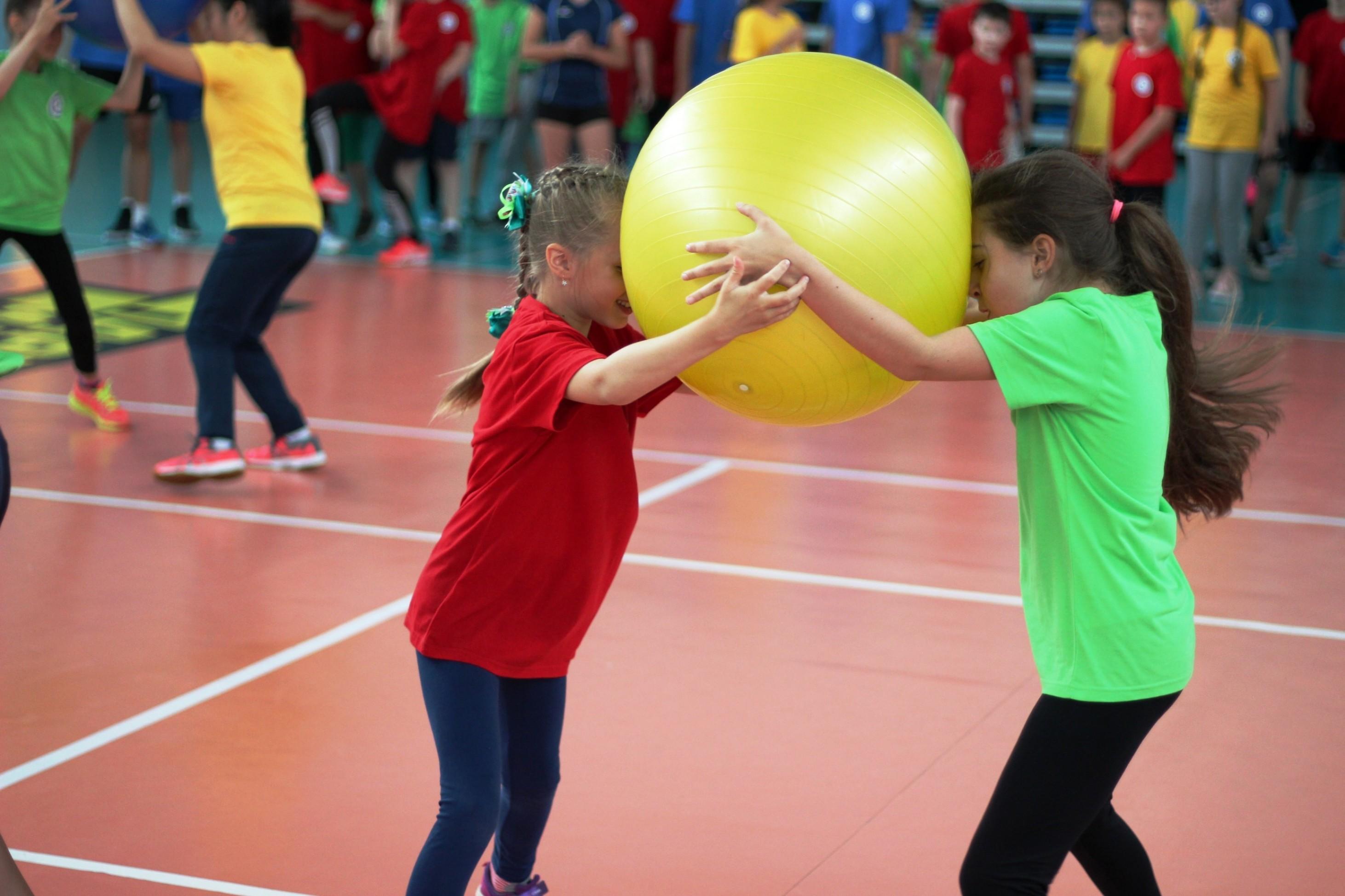 Соревнования, посвященные Дню космонавтики «На спортивной орбите»