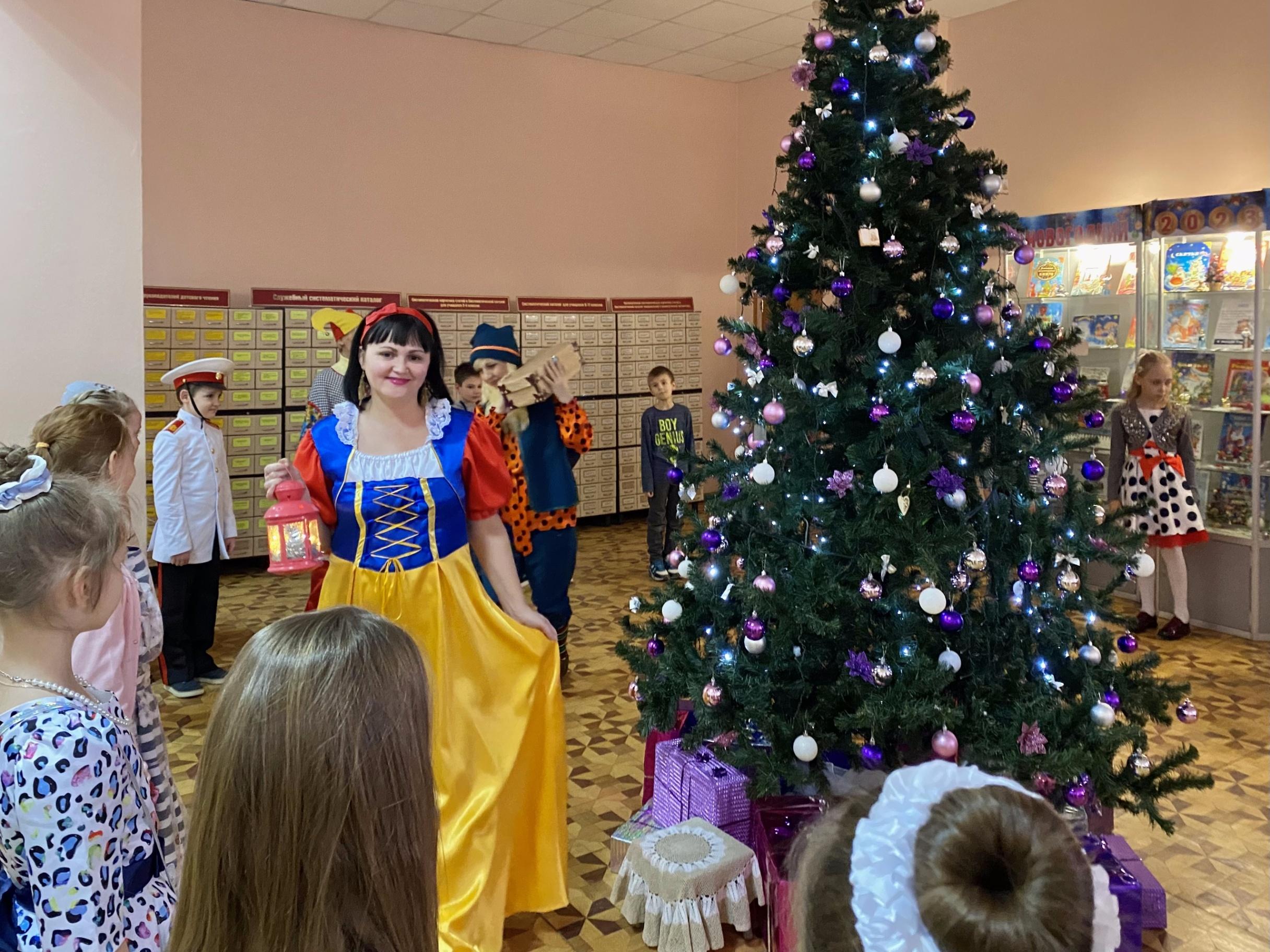 Интерактив у ёлки «Магия новогодних желаний»